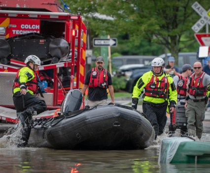 Photo of response team responding to flooding in Vermont